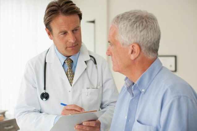 A man with prostatitis at the urologist's appointment
